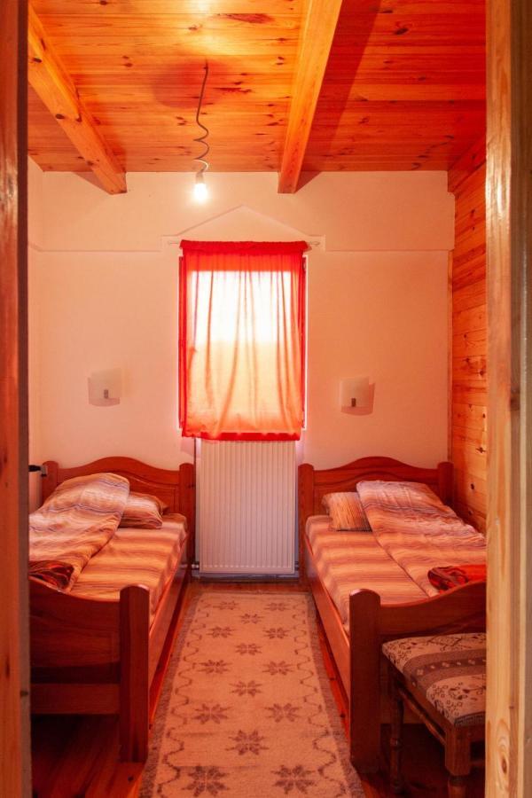 Apartmani Beslic Kremna Kültér fotó